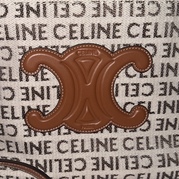 š„Celine Small Thais Toteš„ - Picture 3 of 7